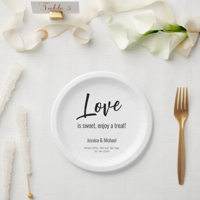 💍 Wedding Love Minimalist Elegant  Paper Plates (Wedding)