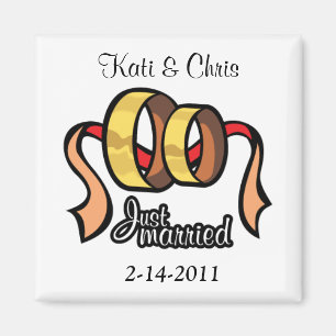 Wedding magnets Just married personalize it