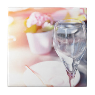 Wedding table tile