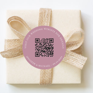 Wedding website QR details information rsvp mauve Classic Round Sticker