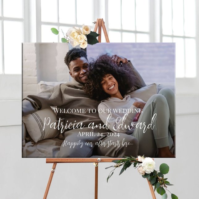 Wedding welcome sign foam board with photo (Creator Uploaded)