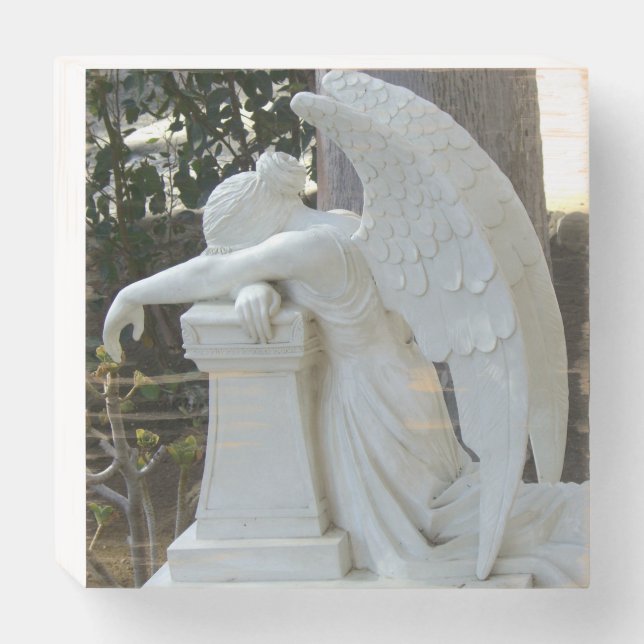 Weeping Angel Statue Wooden Box Sign (Front Horizontal)
