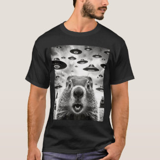 Weird Groundhogs Selfie With Alien Ufo Funny Groun T-Shirt