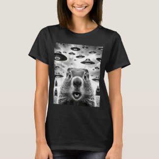 Weird Groundhogs Selfie With Alien Ufo Funny Groun T-Shirt