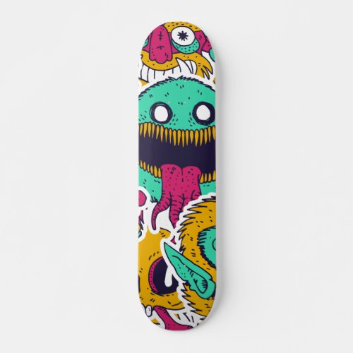 Weird Monsters Skulls Pattern Skateboard