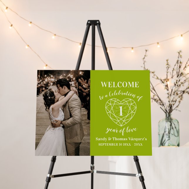 Welcome 1st Anniversary peridot green heart Foam Board (In Situ (Stand))