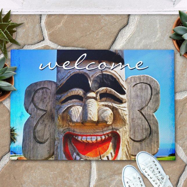 Welcome Funny Wood Totem Face Laughing Smile Doormat (Creator Uploaded)