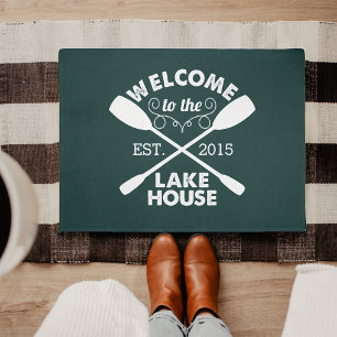 Welcome to the Lake House   Green & White Oars Doormat