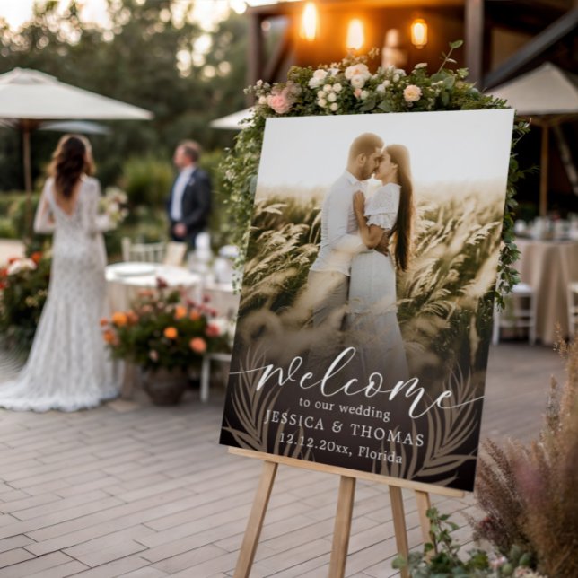 Welcome White Script Palm Wedding Sign (Creator Uploaded)