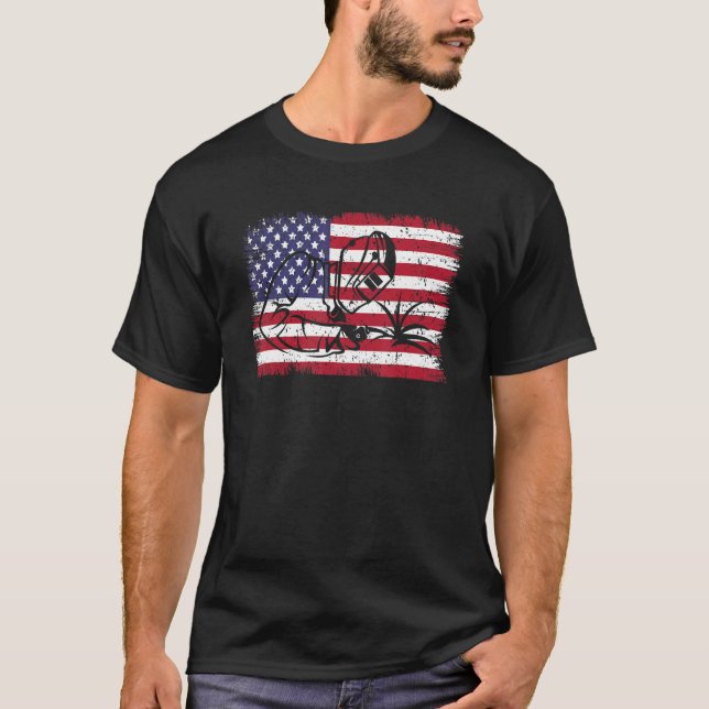 Welder USA Flag Craftsperson Flame Metalsmith Fabr T-Shirt (Front)