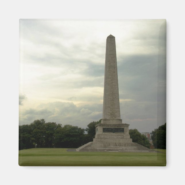 Wellington Monument Magnet (Front)