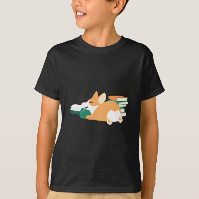 Welsh Corgi Reading A Book Pet Owner Bookworm T-Shirt (Front)