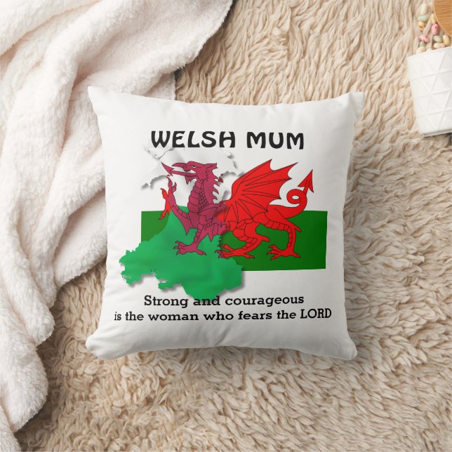 WELSH MUM Flag of Wales Throw Pillow (Blanket)