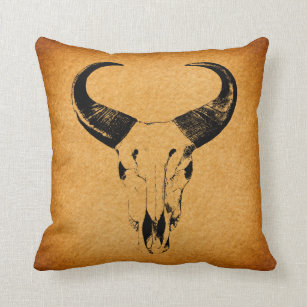 Western Desert Skull Bull Horns Vintage Western Throw Pillow