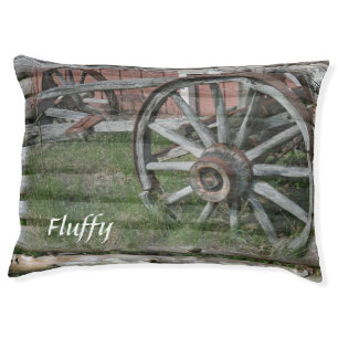 Western Style Rustic Wagon Wheel Dog Bed