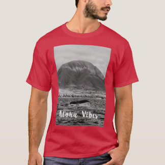whale is deep diving T-Shirt