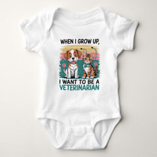 When I grow up I want to be Veterinarian T-Shirt Baby Bodysuit