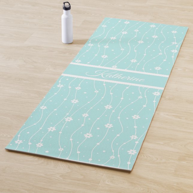 Whimsical Minty Green Daisy Floral Script Name  Yoga Mat (In Situ)