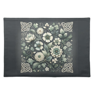Whispered Clover Knotwork Garden Cloth Placemat