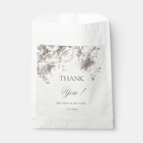 White 3D Roses Wedding Thank You Favor Bag
