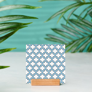 White and Baby Blue Trellis, Lattice, Quatrefoil Holder