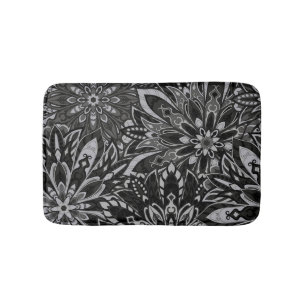 White and black mandala pattern bath mat