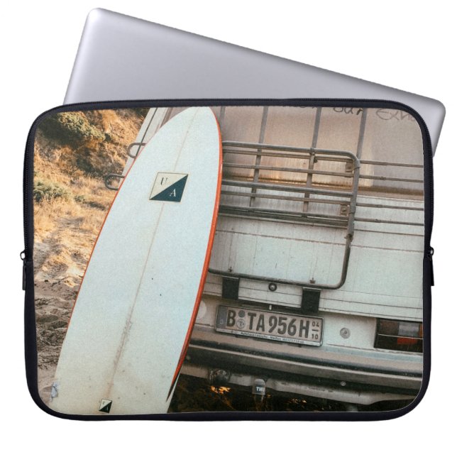 White and black surfboard laptop sleeve (Front)