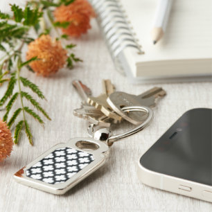 White and Black Trellis, Lattice, Quatrefoil Keychain