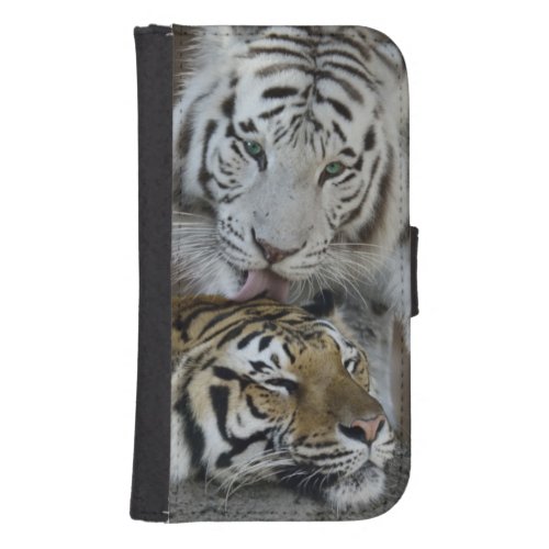 White And Brown Tigers Resting Wallet Phone Case For Samsung Galaxy S4