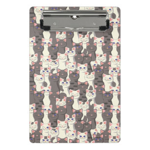 White and gray cats pattern mini clipboard