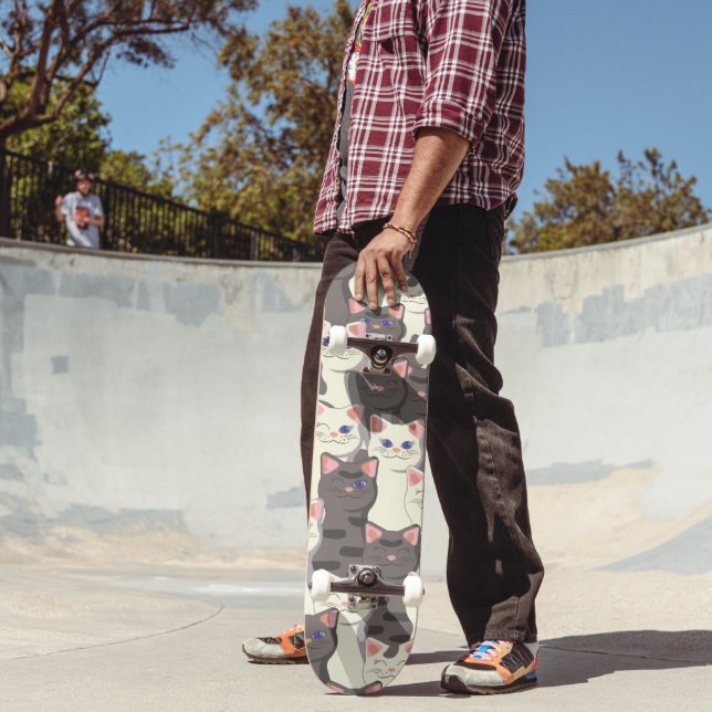White and gray cats pattern skateboard (Outdoor 2)