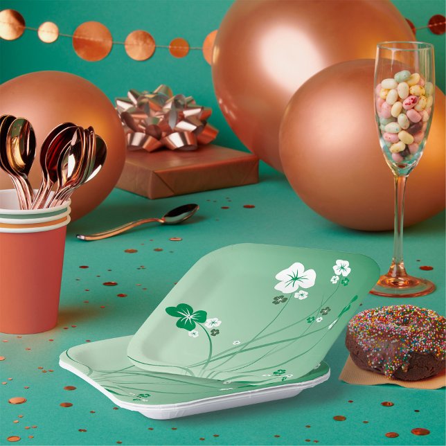 White And Green Flowers Paper Plates (Creator Uploaded)