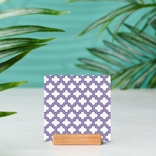 White and Purple Trellis, Lattice, Quatrefoil Holder