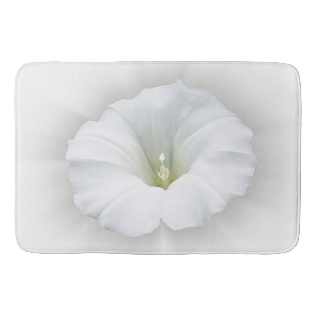 white and shades of gray bath mat (Front)