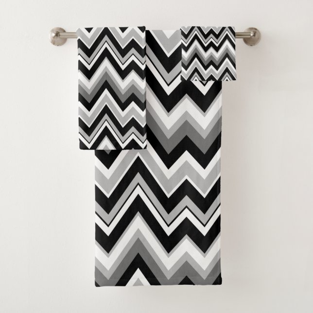 White black and gray chevron pattern bath towel set (Insitu)