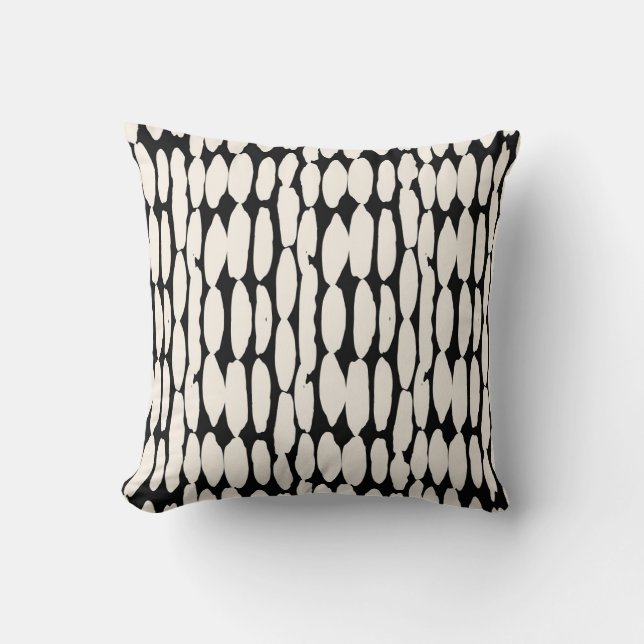 White black dot pattern. shibori circle seamless.  throw pillow (Front)