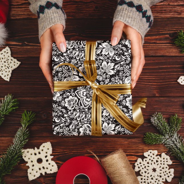 White & Black Floral Damasks Pattern Wrapping Paper (Creator Uploaded)