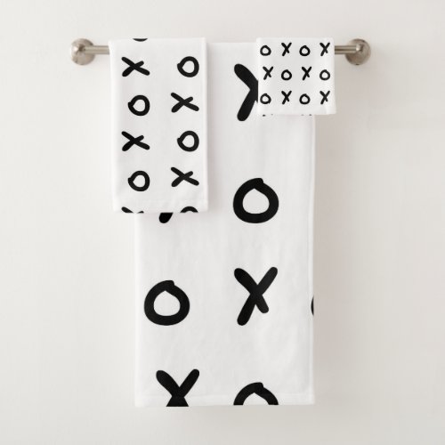 White  Black X O XO XOs Trendy Cute Bath Towel Set