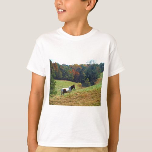 White  Brown horse Autumn pond T_Shirt