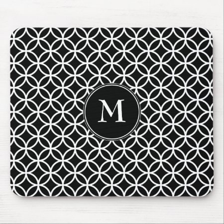 White Circles Overlapping Pattern Black Background Mouse Pad