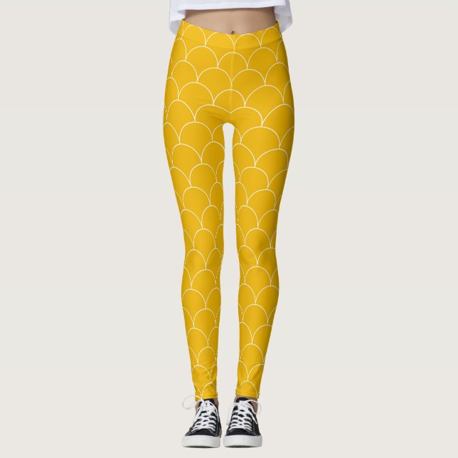 White Circles Seamless Leggings (Front)