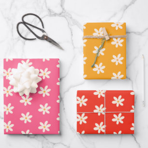 White Daisies Floral Pattern Colorful Minimalist Wrapping Paper Sheets
