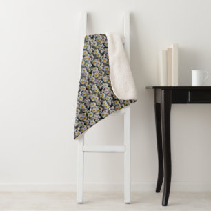 White Daisies Sherpa Blanket