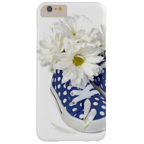 white daisy bouquet in sneakers barely there iPhone 6 plus case