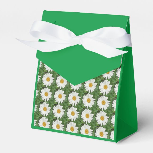 White Daisy Favor Boxes (Front Side)