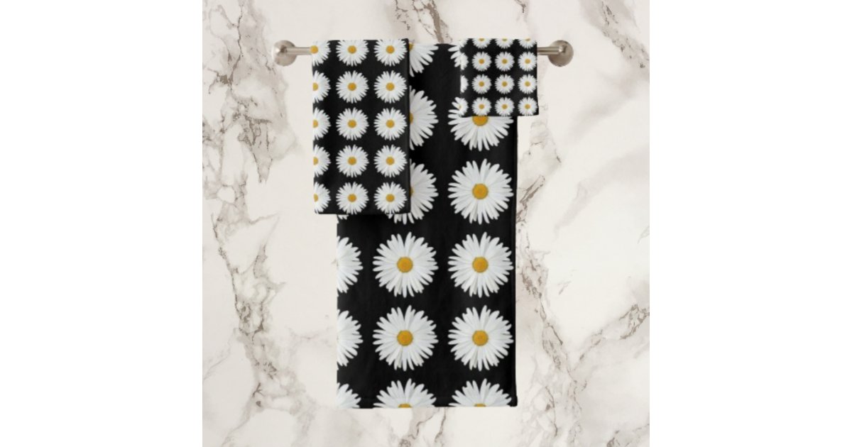 White Daisy Floral Pattern on Black Bath Towel Set | Zazzle