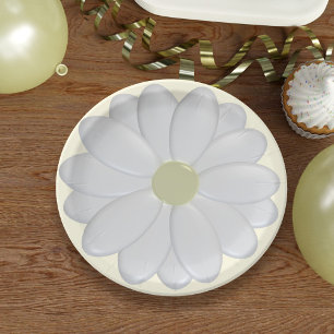 White Daisy Flower on Cream Picnic Paper Plates