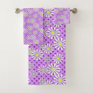 White daisy flowers on a polka dot background  bath towel set