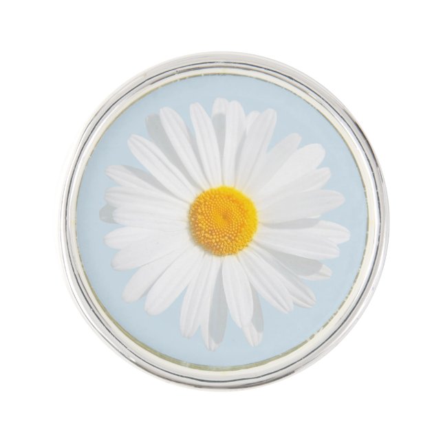 white daisy lapel pin (Front)