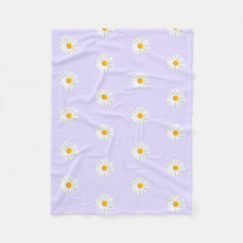 white daisy pattern fleece blanket